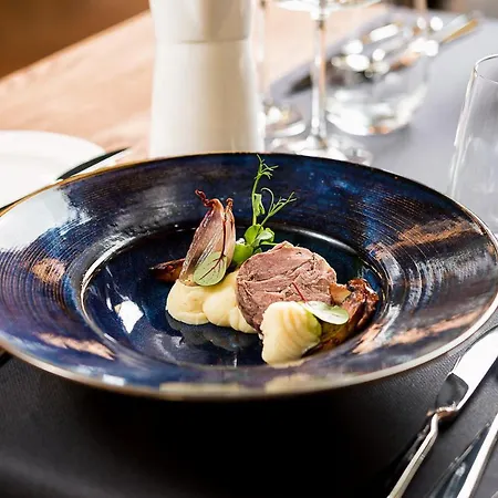 Ξενοδοχείο The Loom 4*