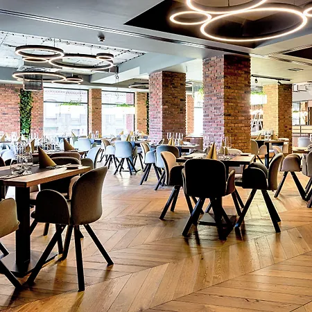 Ξενοδοχείο The Loom 4*