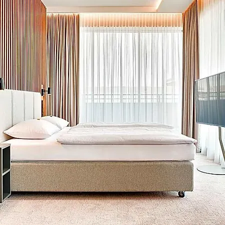 Hotel The Loom 4*