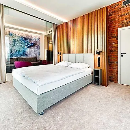The Loom Hotel Lodz